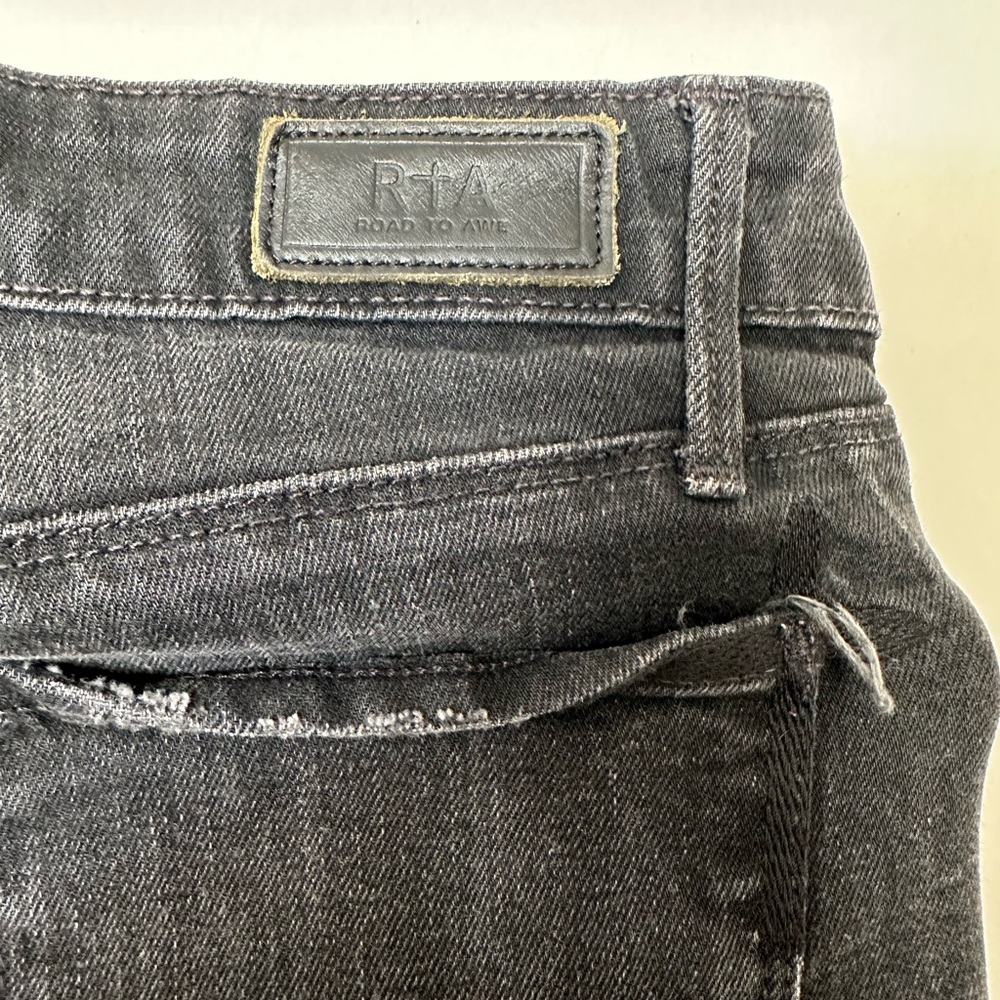 RTA Black Distressed Jeans